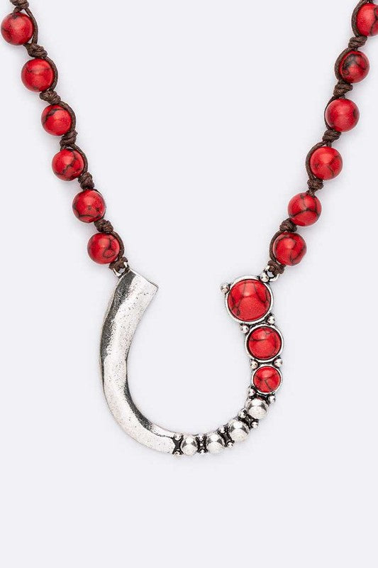 Stone Beads Western Horseshoe Pendant Necklace 3 Colors