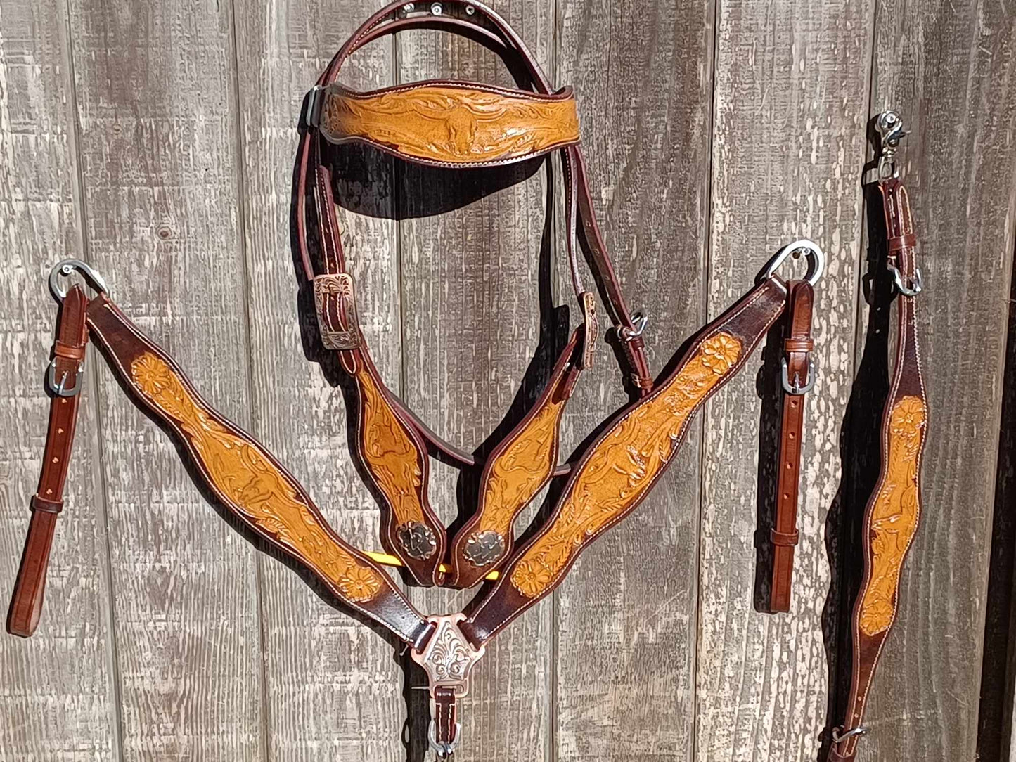 Longhorn and Flowers Tooled Horse Tack Bridle Set with Wither Strap