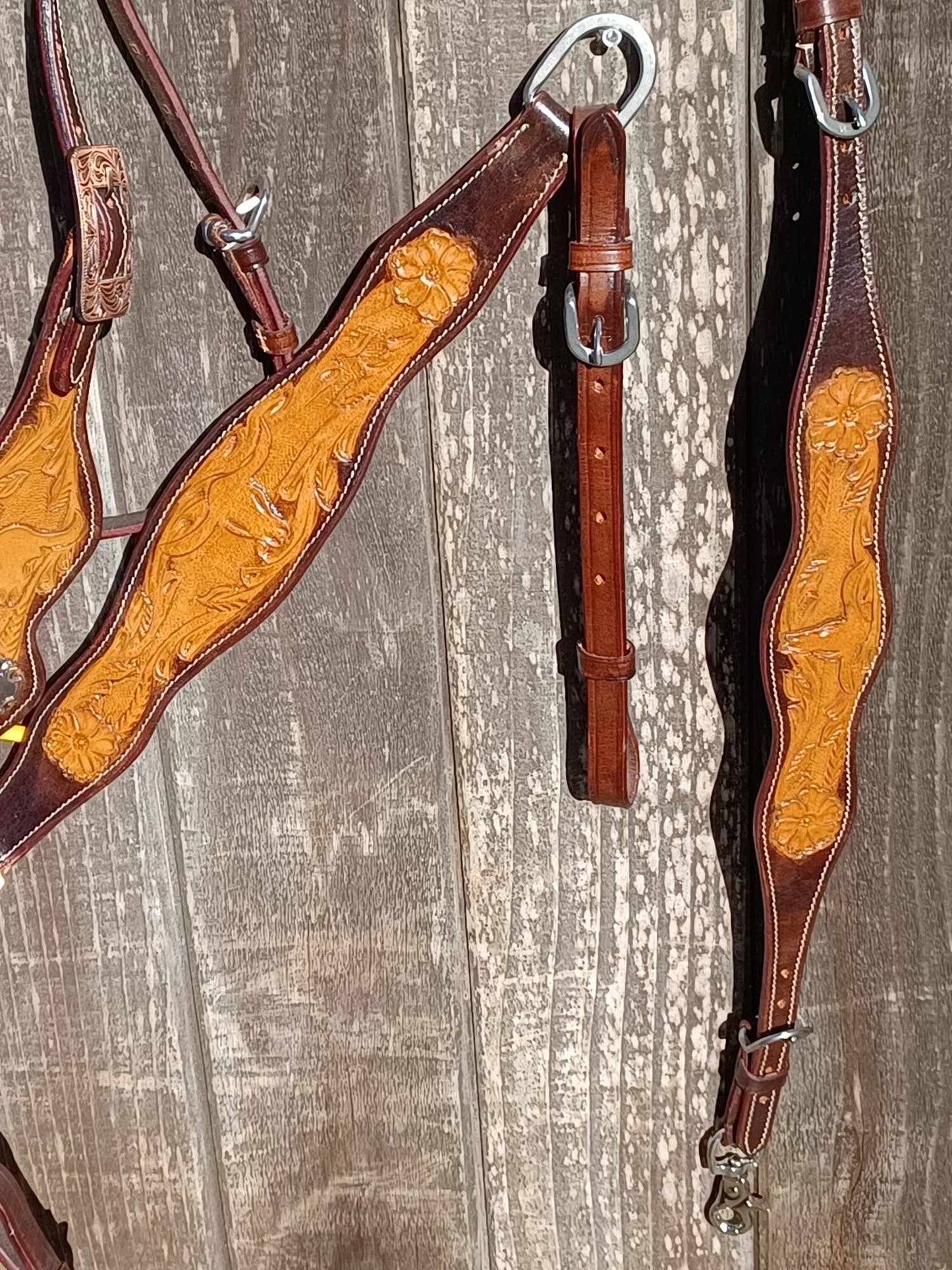 Longhorn and Flowers Tooled Horse Tack Bridle Set with Wither Strap