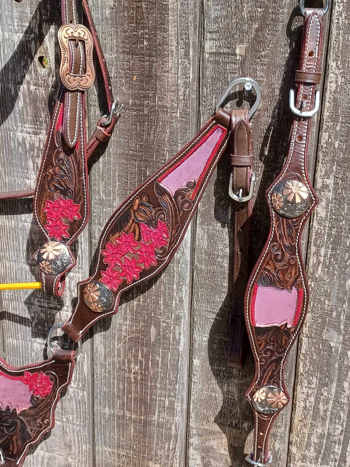 Horses Feathers Flowers Headstall and Breast Collar Sets Wither Strap Pink