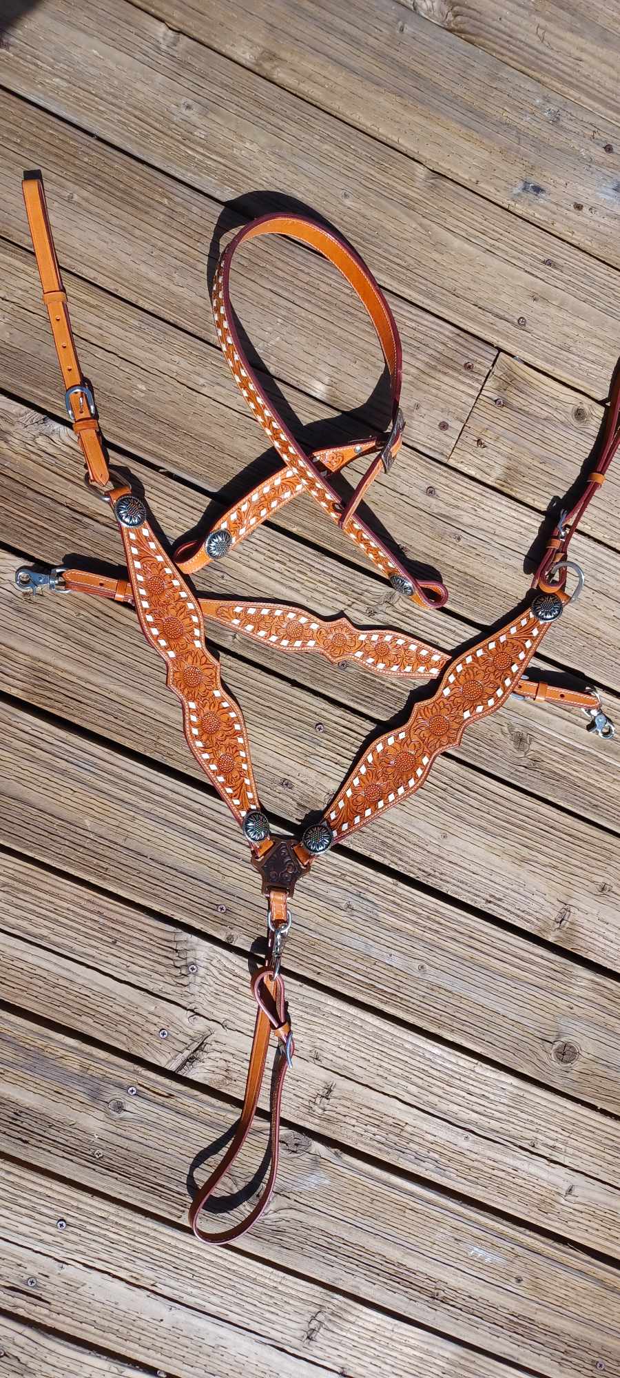 The Sam Sunflower Tooled Buck-Stitch Horse Tack bridle Set with Wither Strap