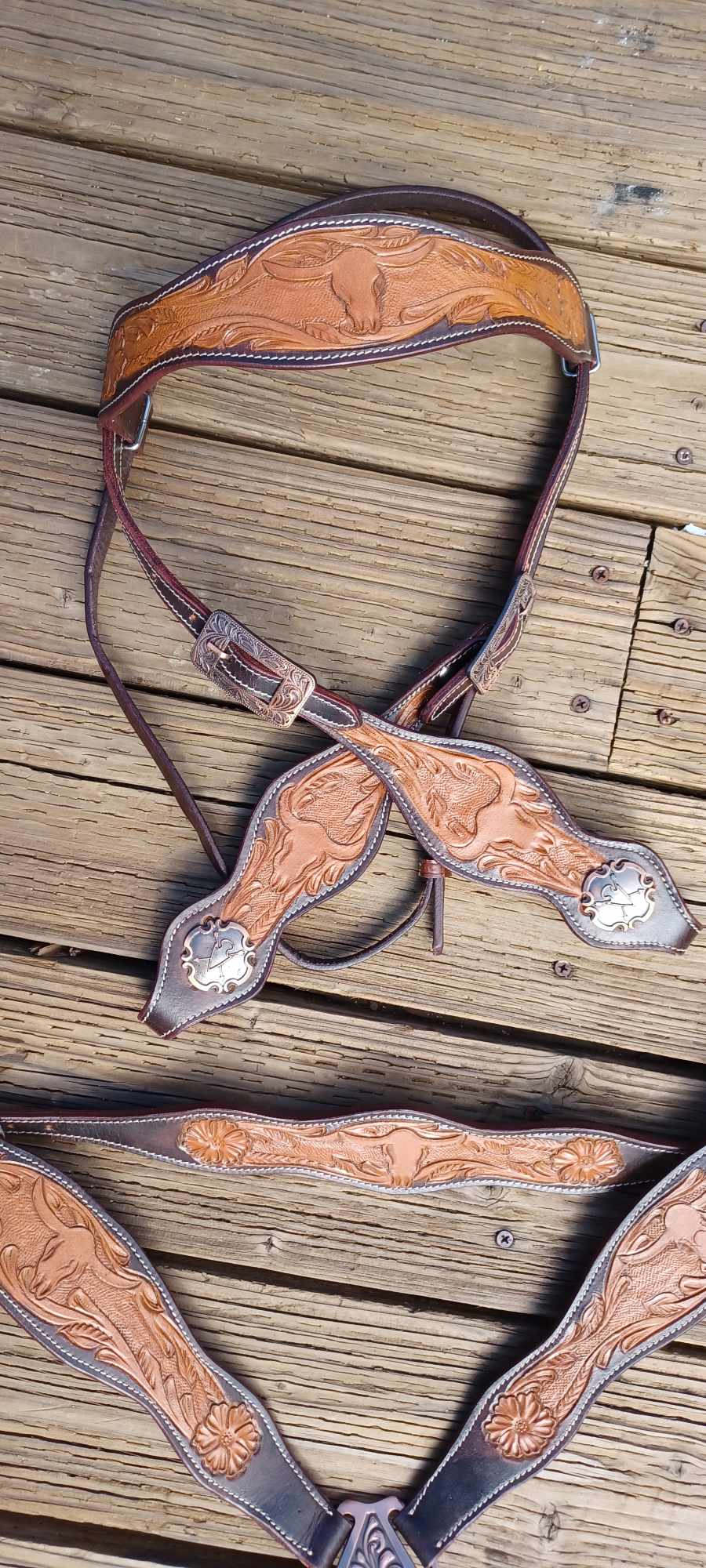 Longhorn and Flowers Tooled Horse Tack Bridle Set with Wither Strap