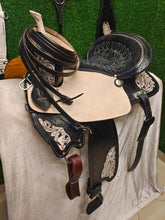 Load image into Gallery viewer, 10&quot; to 18&quot; FQ SQ Bars, Tribal Feather Basket Weave Tooled, In Black / Blond Leather, Barrel Racing All Around Trail Saddles, Bridle set
