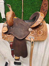 Load image into Gallery viewer, 10&quot; to 18&quot; Seat, FQ and SQ Bars Sunflower Tooled Black Croc Cushion Seat Barrel Racer Trail Saddle
